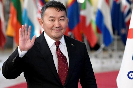 Ерөнхийлөгч асан Х.Баттулгад хувийн баталгаа гарган хагалгаанд орохоор БНСУ руу явсан