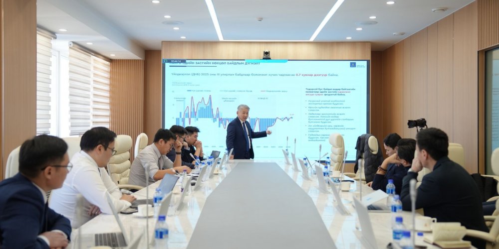 Эдийн засгийн өсөлт, хөрөнгө оруулалтын чиглэлээр санал солилцов