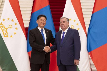 Монгол Улсын Ерөнхийлөгч У.Хүрэлсүх, Бүгд Найрамдах Тажикистан Улсын Ерөнхийлөгч Эмомали Рахмон нар албан ёсны хэлэлцээ хийлээ