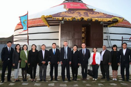 Д.Оюунхорол сайдын урилгаар НҮБ-ын Байгаль орчны хөтөлбөрийн дарга Монгол Улсад айлчилж байна