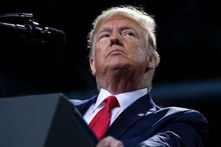 Импичмент тооцуулах аюулаас мултарсан Трампын сонгуулийн цаашдын хувь заяа  