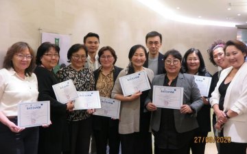 Sustainable wool and cashmere production trainers prepared