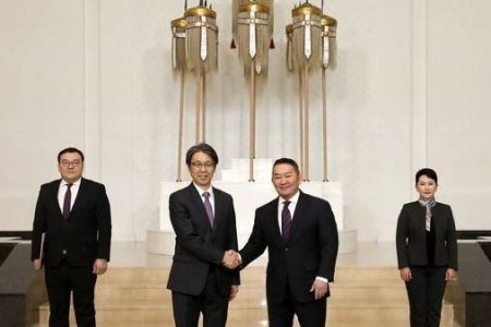 Японы Элчин сайд Ерөнхийлөгчид Итгэмжлэх жуух бичгээ өргөн барив