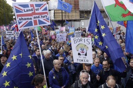 Их Британийн Ерөнхий сайд Брекситийг хойшлуулах асуудлаар Европын холбоонд хүсэлт тавьжээ