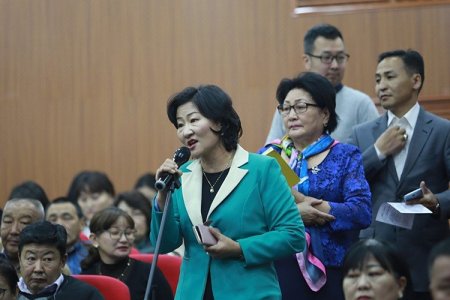 Нийслэлийн 2020 оны төсвийн төслийг иргэдийн оролцоотой нээлттэй хэлэлцүүллээ