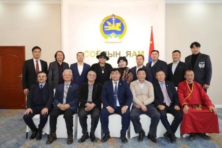 Соёлын сайдын зөвлөл анхдугаар хуралдаанаа хийлээ