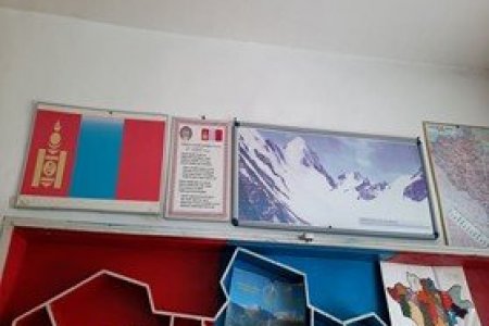 Баян-Өлгий аймгийн сурагчид даваа гараг бүр Төрийн дууллаа дуулдаг болов