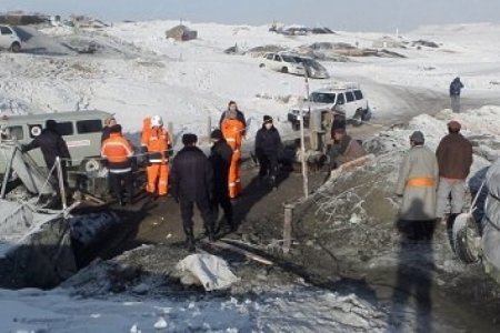 Налайхын уурхайд гурван хүн угаартжээ