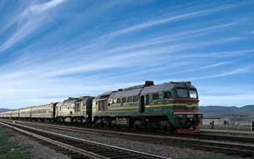 55 вагон салхинд туугдан 20 гаруй км газар өнхөрсөн байна