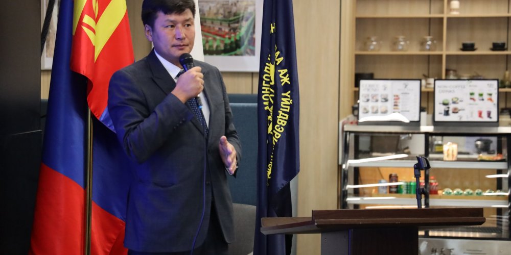 “ЗӨВШӨӨРЛИЙН ШИНЭЧЛЭЛ-ХЯЛБАР ЗОХИЦУУЛАЛТ-БИЗНЕСИЙН ТААТАЙ ОРЧИН” СЭДЭВТ СУРГАЛТ ХОЁР ДАХЬ ӨДРӨӨ ЗОХИОН БАЙГУУЛАГДЛАА