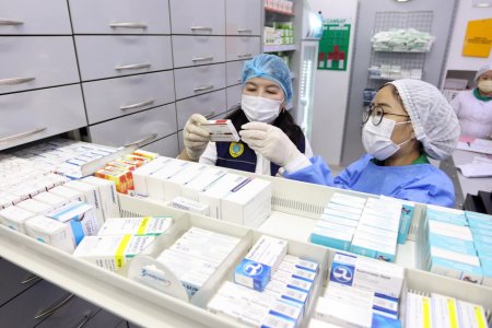 Коронавирусийн эсрэг эм, бэлдмэлийн эрэлт буурчээ