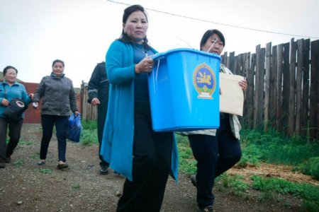 16,352 СОНГОГЧ ЗӨӨВРИЙН БИТҮҮМЖИЛСЭН ХАЙРЦГААР САНАЛ ӨГӨХ ХҮСЭЛТ ГАРГАЖЭЭ