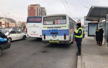 Хувийн автомашиныг тэгш, сондгойгоор ангилан хөдөлгөөнд оролцуулж байгаа нь нийтийн тээврийн ачааллыг нэмж байна