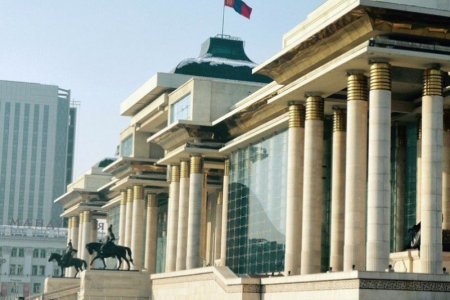 Өмгөөллийн тухай хууль болон түүнийг дагалдан батлагдсан зарим хуульд хориг тавилаа