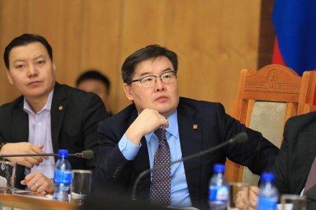 Г.Занданшатар: Нийгэмд цочроо өгч, өөрчлөлтийг мэдрүүлэхийн тулд төрийн албаны сахилга хариуцлагын тухай хуулийг батлах ёстой