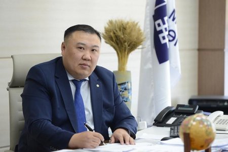 Хөгжлийн банкны захирлаар ажиллаж байсан гурван хүнийг цагдан хорилоо