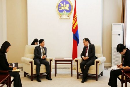 БНСУ-аас Монгол Улсад суугаа Элчин сайд Ли Ё Хуныг хүлээн авч уулзав