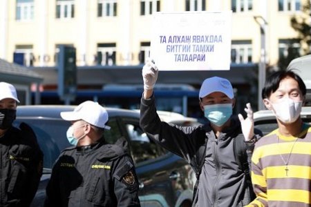 “Улаанбаатарт тавтай морил” арга хэмжээний үеэр сайн дурын ажилтнууд хөтчөөр ажиллалаа