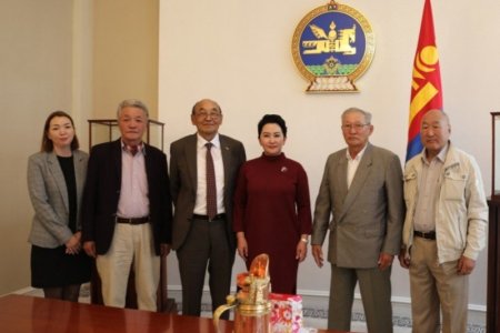 Салбарын ахмадуудтай хамтран ажиллахаа илэрхийлэв