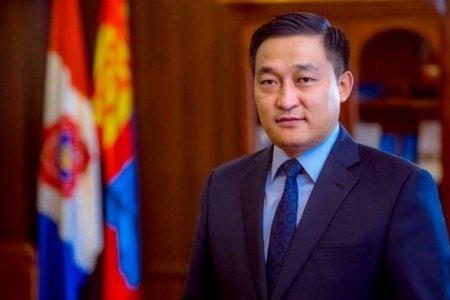Д.Амарбаясгалан тэргүүн шадар сайдын албан тушаалаас татгалзжээ