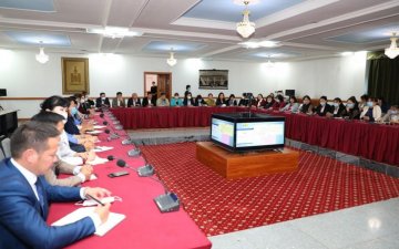 Сайд Л.Цэдэвсүрэн Дархан-уул, Сэлэнгэ аймагт ажиллаад ирлээ