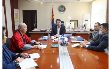 УЛАМЖЛАЛТ АНАГААХ УХААНЫ САЛБАРЫН ХҮРЭЭЛЭН, ЭМНЭЛЭГ, СУРГУУЛИУД ХАМТАРЧ АЖИЛЛАНА