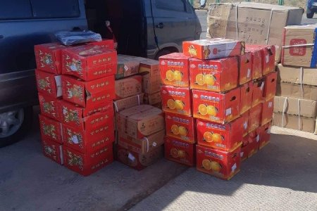 110 хайрцаг хүнсний бүтээгдэхүүн хууль бусаар нэвтрүүлэхийг завдав