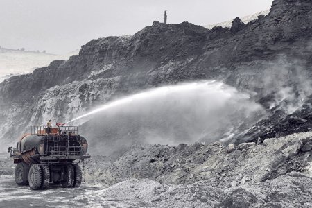 ТАЛСТ ЦАХИУРЫН ТООС