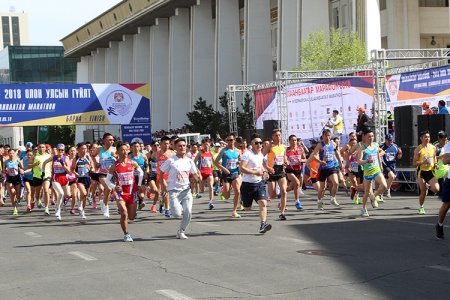 “УЛААНБААТАР МАРАФОН 2018”-НД 30 МЯНГА ГАРУЙ ТАМИРЧИН ОРОЛЦЖЭЭ