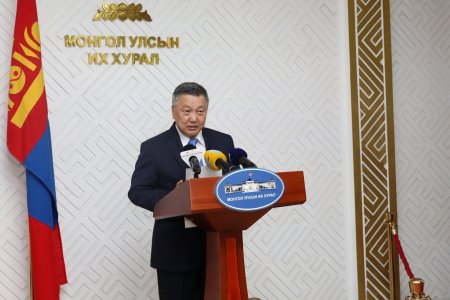 З.Энхболд: Ажлаа өгч сонгуулийн ажилдаа орно