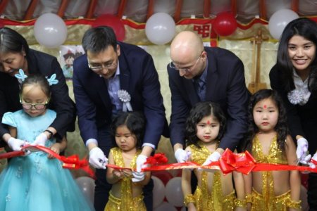 251 дүгээр цэцэрлэг дэргэдээ  ус ариун цэврийн байгууламж бүхий гэр бүлэгтэй боллоо