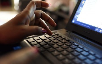 Залилан мэхлэх гэмт хэрэг цахим орчинд нэмэгджээ