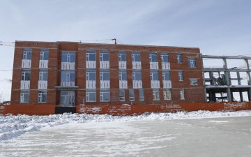ЖАРГАЛАНТ СУМЫН 640 ХҮҮХДИЙН СУУДАЛТАЙ СУРГУУЛИЙН БАРИЛГА ИРЭХ 7 ДУГААР САРД АШИГЛАЛТАД ОРНО