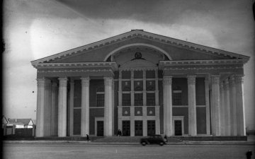 УДБЭТ-т 1996 оноос хойш анх удаа гадна их засвар хийгдэж байна