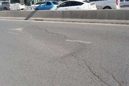 Зуун жилийн баталгаатай Нарны гүүр эвдэрч эхэллээ