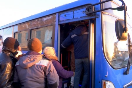 Зорчигч 30 минутын дотор биш бүтэн өдрийн турш автобус дамжин суухдаа үнэгүй зорчих боломжийг судалж байна