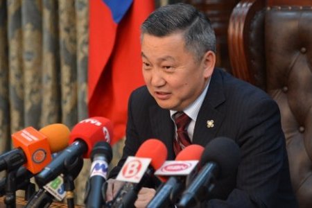 З.Энхболд: Ерөнхийлөгч “Цагаан суварга”-ыг ав гэж хэлээгүй шүү