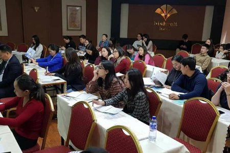 Цахим орчинд залуучуудын дунд соёлтой хэрэглээ бий болгох зорилгоор сургалт зохион байгууллаа