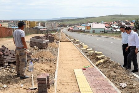 Налайхын 63 дугаар байрнаас Мянганы зам хүртэлх 1.7 км авто замын шинэчлэлийн ажил наймдугаар сарын 1-нд дуусна