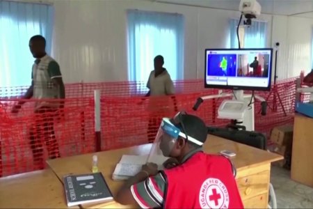 Африк тивийн Уганда улсад эбола вирусийн халдварын улмаас 48 хүн нас баржээ