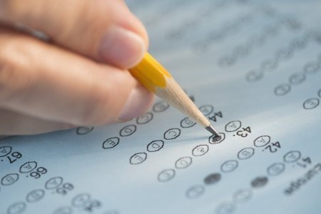 Монгол хэл, бичгийн шалгалтад хамрагдаагүй, босго онооны болзол хангаагүй шалгуулагчдыг дахин бүртгэнэ