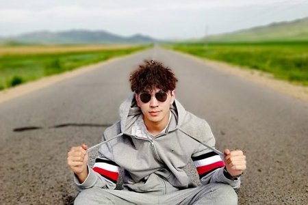 Repper Thunder & Bilgang хамтын шинэ уран бүтээлээр бэлэг барилаа