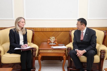 ИХ БРИТАНИ, УМАРД ИРЛАНДЫН НЭГДСЭН ХААНТ УЛСААС МОНГОЛ УЛСАД СУУГАА ОНЦ БӨГӨӨД БҮРЭН ЭРХТ ЭЛЧИН САЙД ФИОНА БЛАЙТТАЙ УУЛЗЛАА