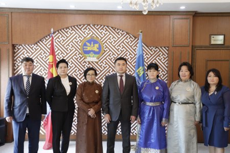 ЗАРИМ БАГШ НАРТ ТӨРИЙН ДЭЭД ОДОН, МЕДАЛЬ ГАРДУУЛАВ