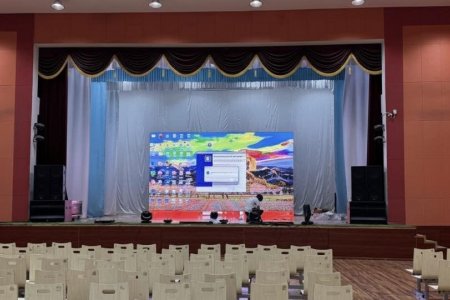 СУМЫН СОЁЛЫН ТӨВ ЛЕД ДЭЛГЭЦ ХҮЛЭЭЖ АВЛАА.