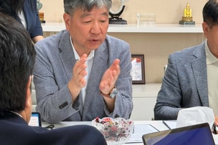 Төрийн нарийн бичгийн дарга Т.Ням-Очир БНСУ-ын Чүннам мужийн Боловсролын газрын төлөөлөгчидтэй уулзлаа.