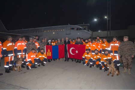 Монгол улсын 35 хүний бүрэлдэхүүнтэй эрэн хайх, аврах баг Турк улсад өчигдөр 13:30 цагт газарджээ