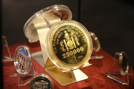 Монголбанкны Эрдэнэсийн сангийн дэргэд “Мөнгөн тэмдэгтийн танхим” нээгдлээ