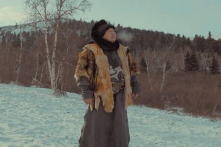 Ээж хад дуутай боллоо