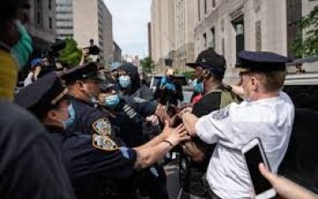 АНУ-ын Нью Йорк хотын цагдаа нар Ази хүмүүсийн эсрэг гэмт хэрэгтэй тэмцэнэ